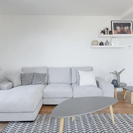 H Suite3a By Smiling